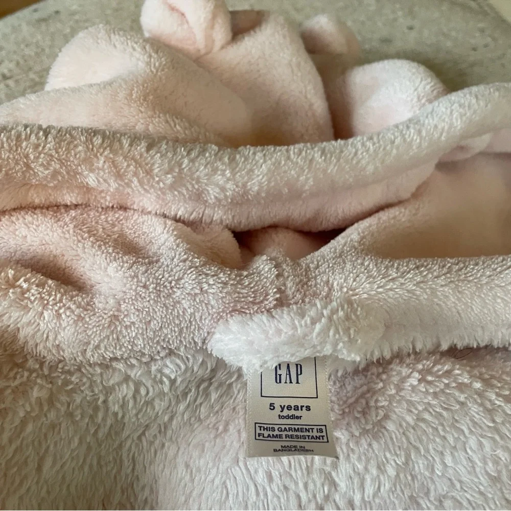 GAP Toddler Fuzzy Bathrobe, light pink, size 5 - Picture 4 of 5